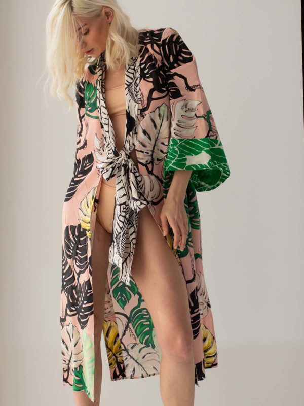 Psophia | Leaf printed kimono robe