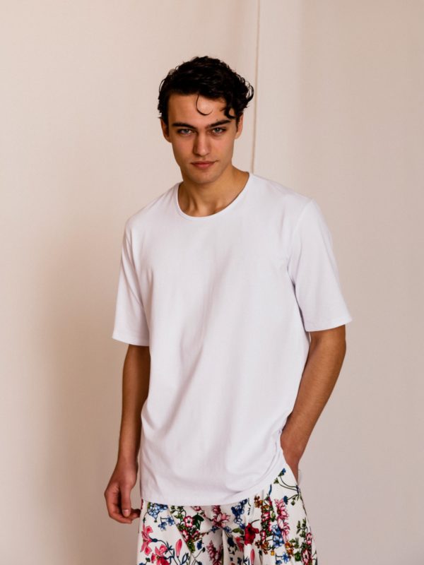 Dante | Λευκή κοντομάνικη μπλούζα με ανοιχτή λαιμόκοψη