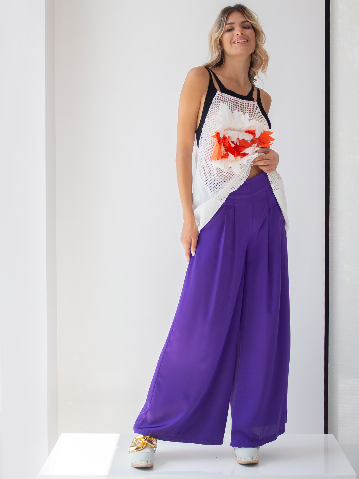Amaris | Pleated flare trousers