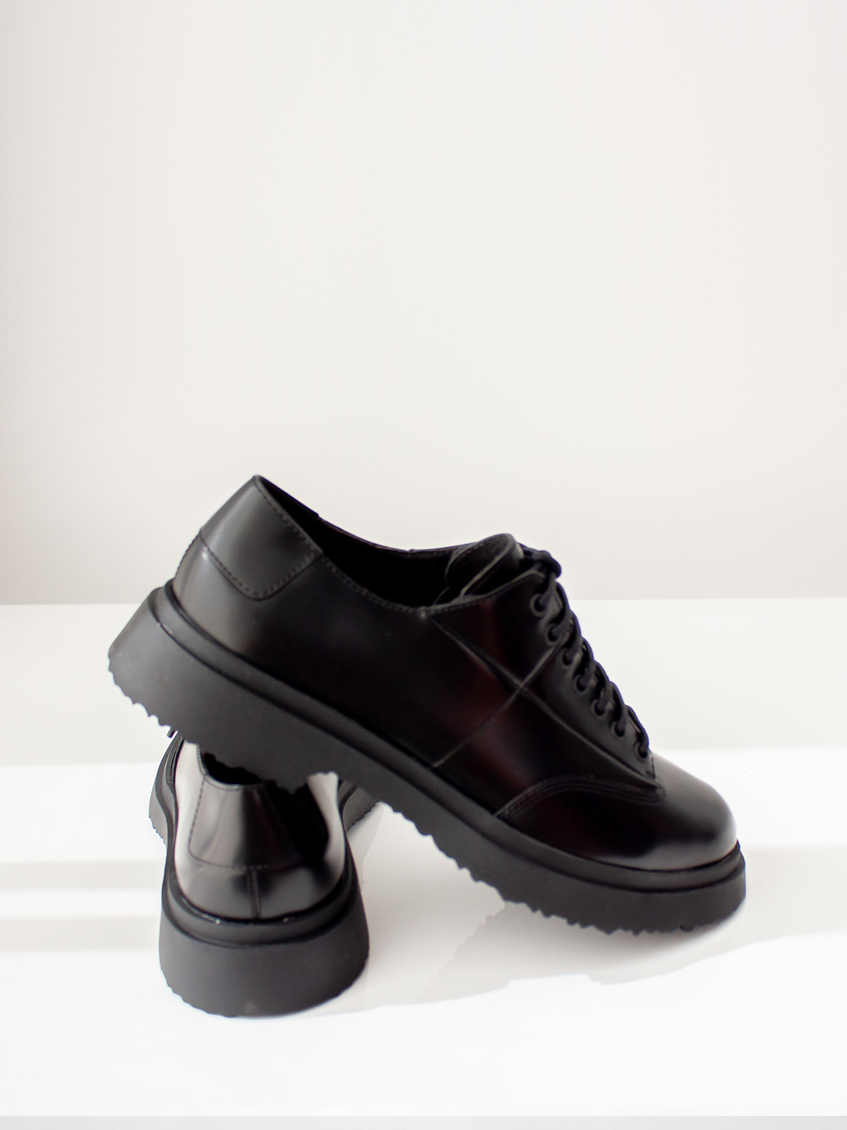 | Lace-up oxford shoes - Sotris Stores