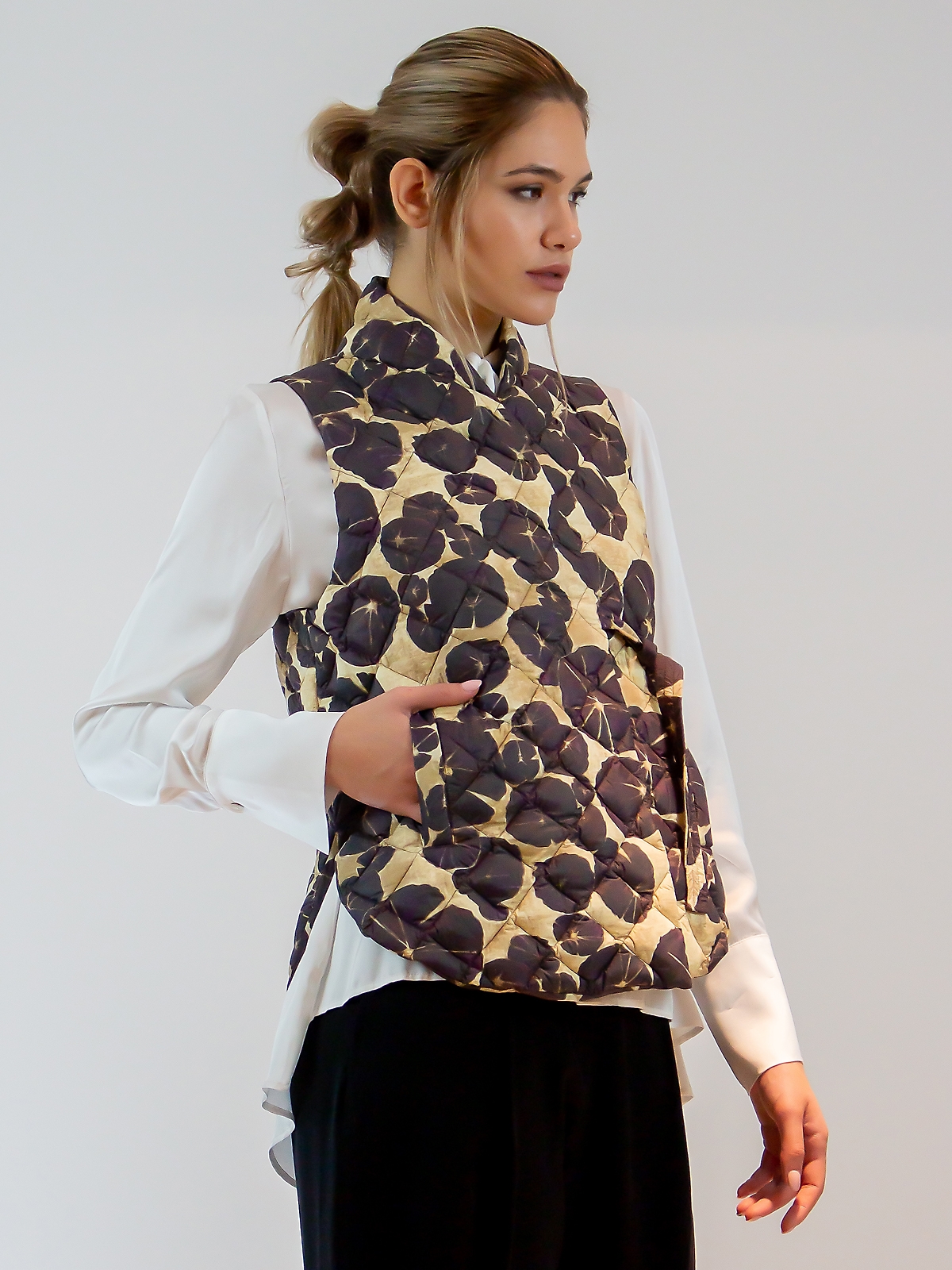 Psophia | Printed quilted vest