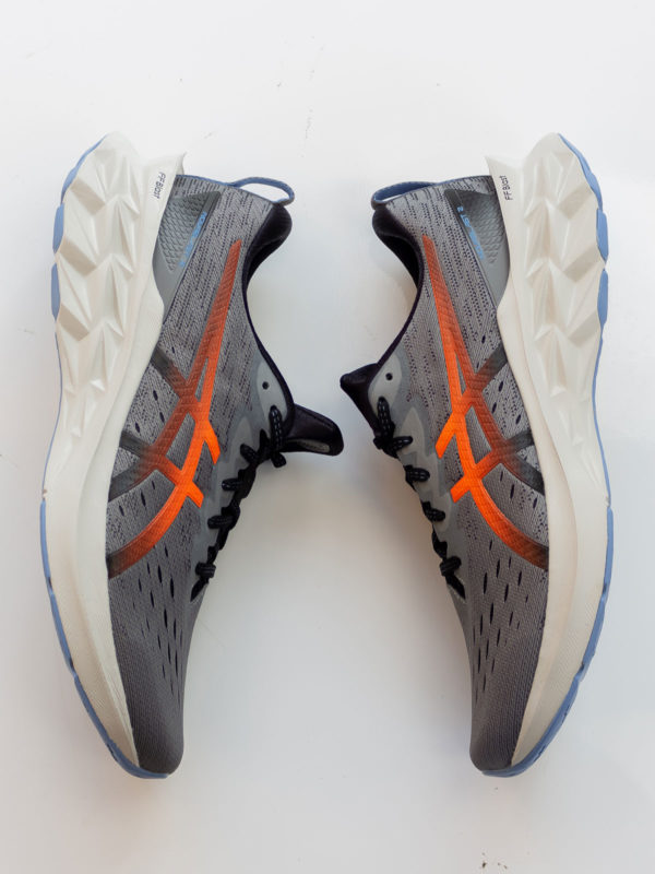 Asics | Novablast 2 αθλητικά παπούτσια