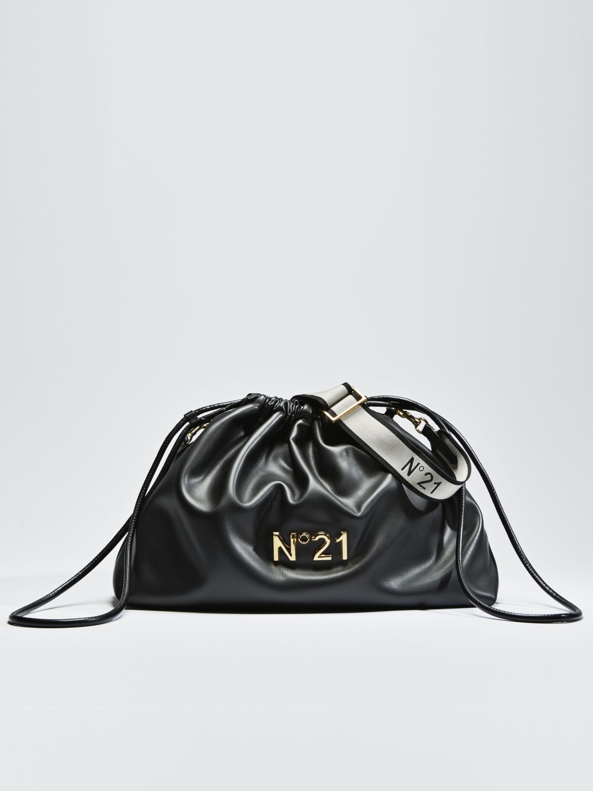 Ν°21 | Large logo pouch