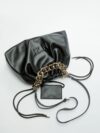 Ν°21 | Chunky chain pouch shoulder bag - Image 4