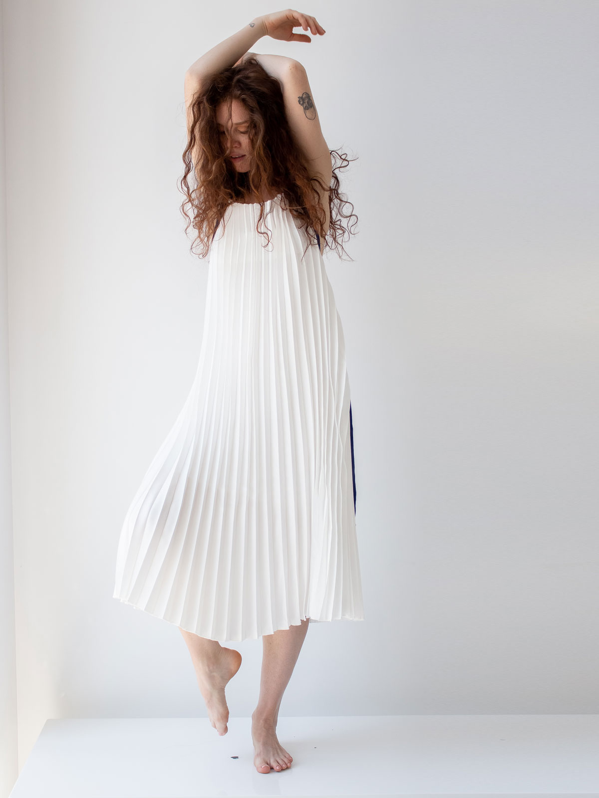 Sotris collection | Bow back pleated dress