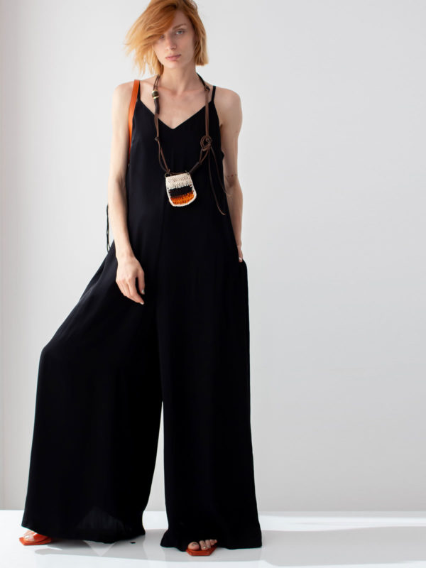 Sotris collection | Μαύρη ολόσωμη φόρμα με λεπτές τιράντες