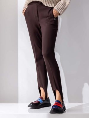 Beatrice B | Stirrup trousers with crease