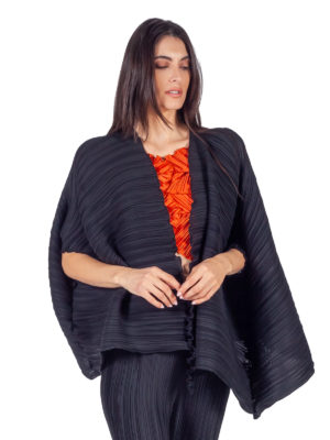 Daphne Valente | Metron black pleated batwing sleeve jacket