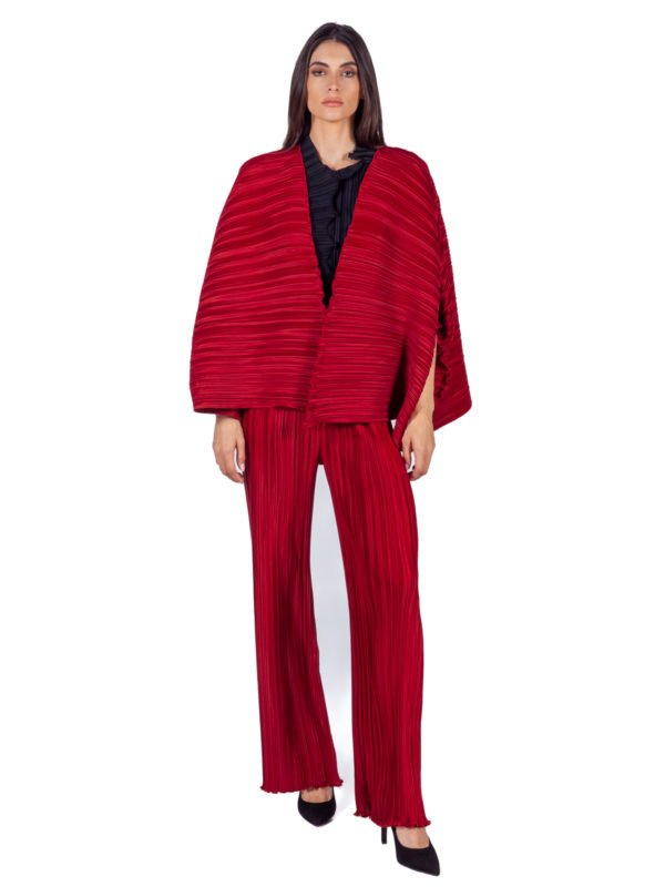 Daphne Valente | Metron dark red pleated batwing sleeve jacket